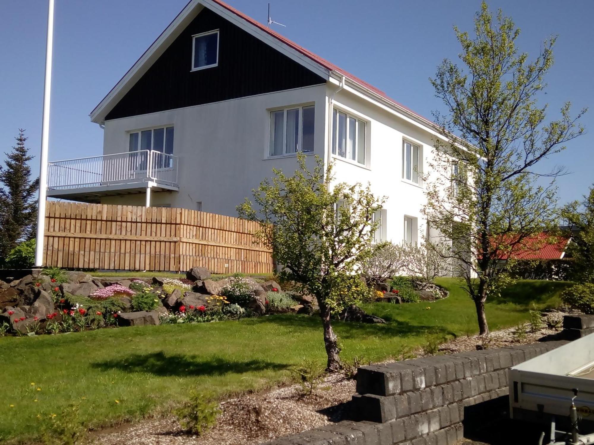 Setrith Guesthouse Borgarnes Eksteriør bilde